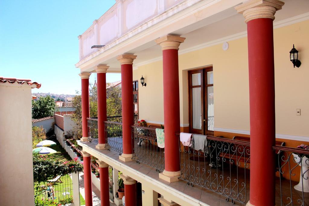Villa Oropeza Hostel Sucre Bagian luar foto
